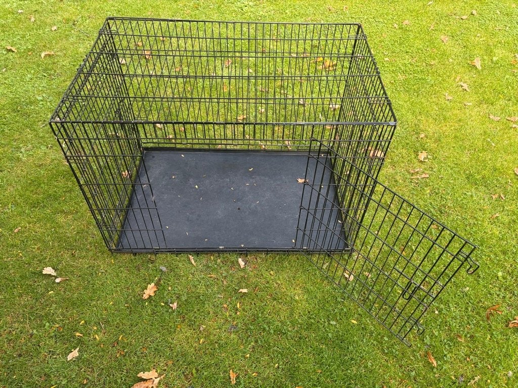 Bench voor (middel) grote honden, Ophalen, Zo goed als nieuw