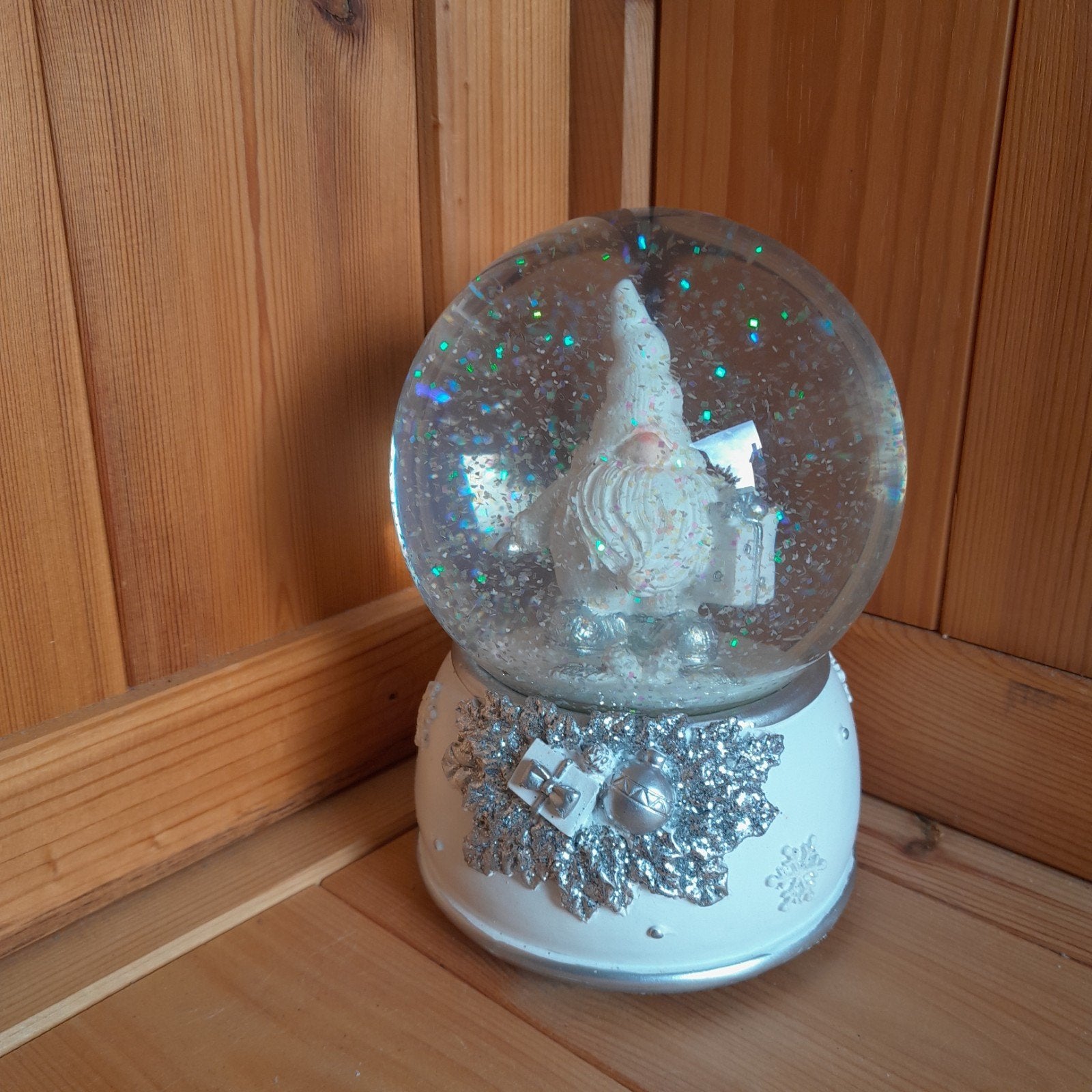 leuke sneeuw bol met muziekje, Ophalen of Verzenden