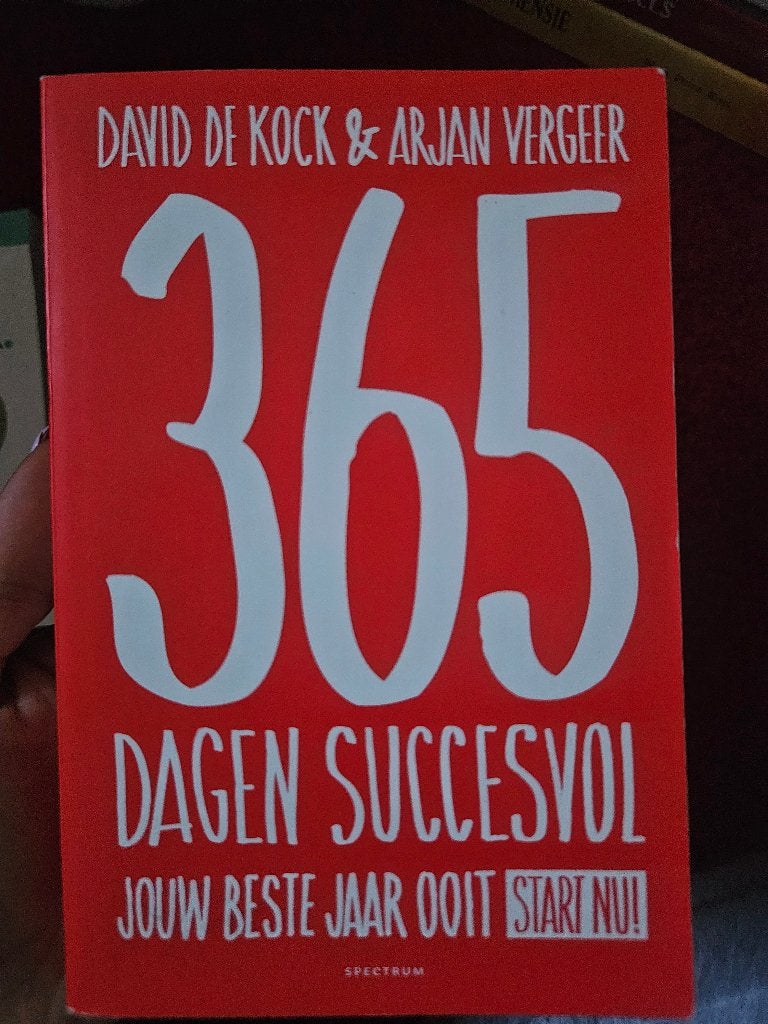 365 dagen succesvol, Boeken, Ophalen of Verzenden, Zo goed als nieuw