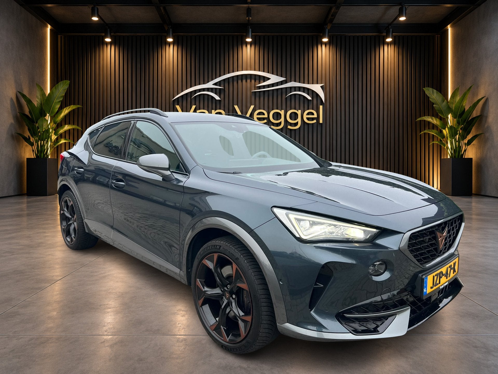 CUPRA Formentor 1.4 e-Hybrid 245 Pk VZ Performance virtual c, Auto's, Gebruikt, 4 cilinders, Formentor, Blauw