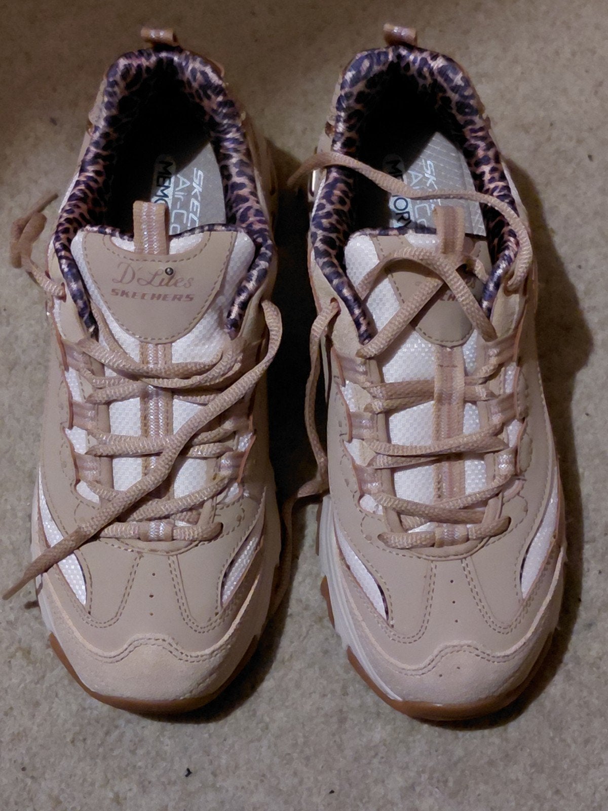 Skechers D'Lites Wild Charm Beige maat 39 Memory foam, Skechers, Beige, Ophalen of Verzenden, Sneakers of Gympen