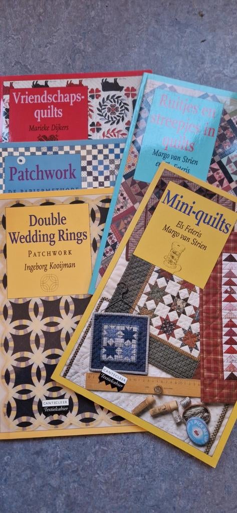 Boeken over quilten: Vriendschapsquilt, Mini-quilts, Boeken, Ophalen of Verzenden, Zo goed als nieuw, Borduren en Naaien