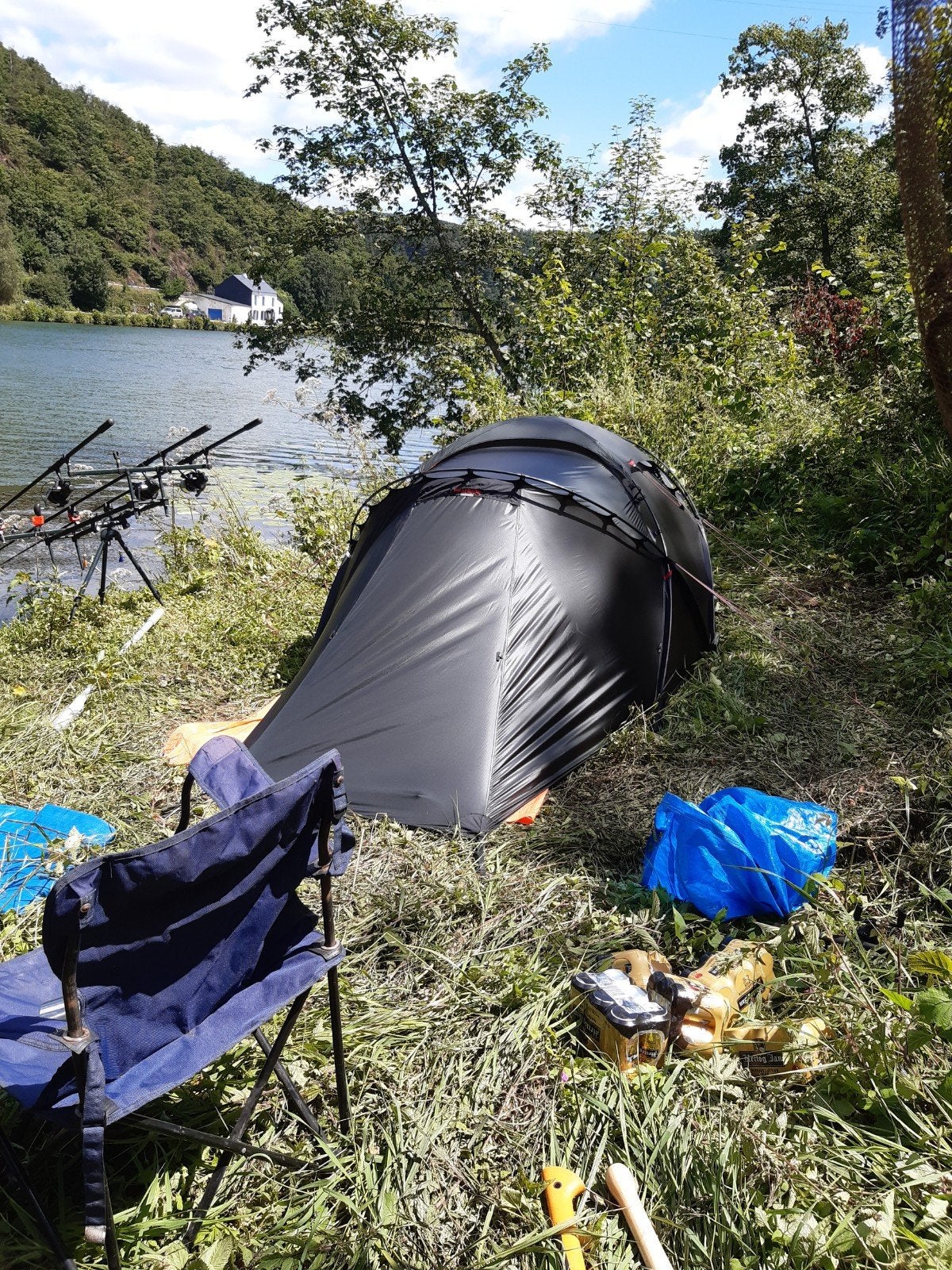 Hilleberg Tarra + footprint, Ophalen, Zo goed als nieuw, Tot en met 2