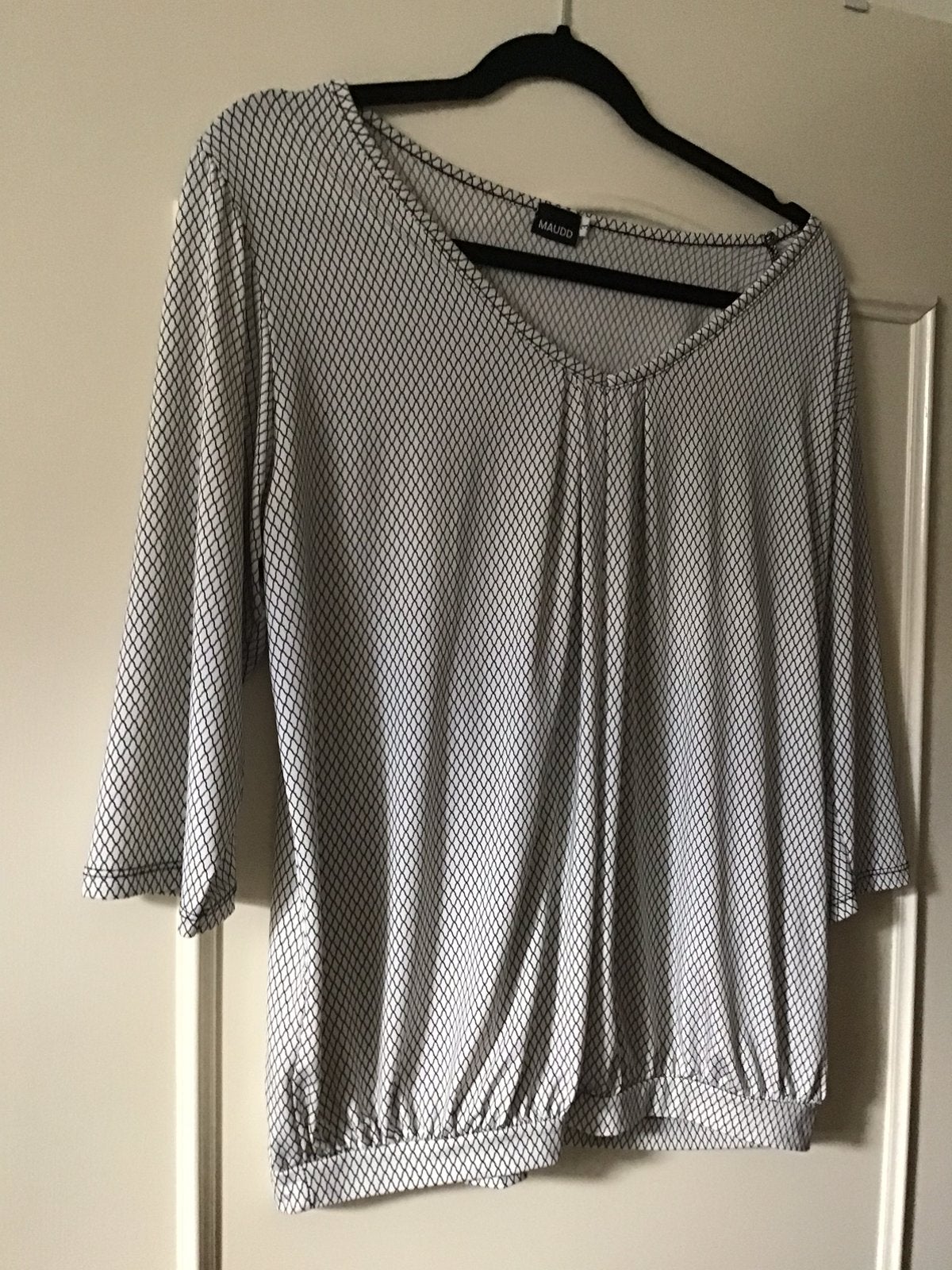Blouse MAUD 3, Kleding | Dames, Ophalen of Verzenden, Zo goed als nieuw, Korte mouw