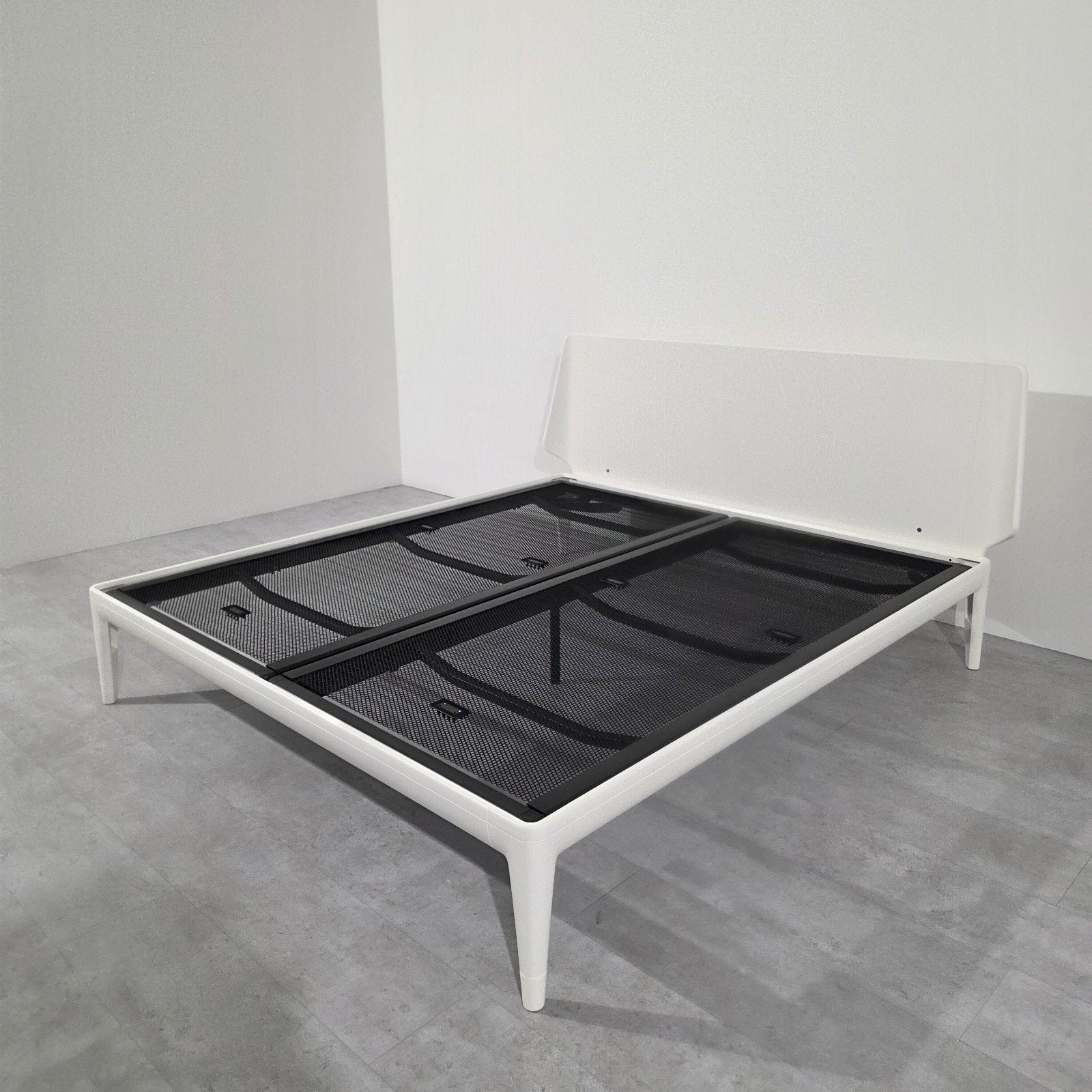 Showroom Auping Essential Bed 180x200 Pure White, Ophalen of Verzenden, Tweepersoons, Hout, 180 cm
