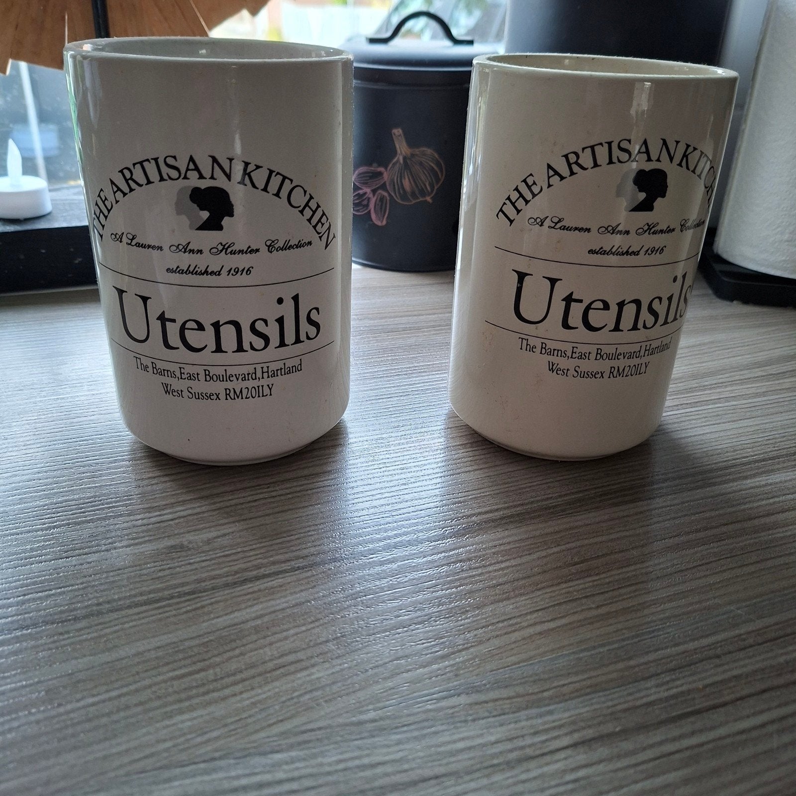 Te koop Utensils van the Artisan Kitchen, Huis en Inrichting, Ophalen of Verzenden, Gebruikt, Steen/keramiek, Pot, Bus of Blik