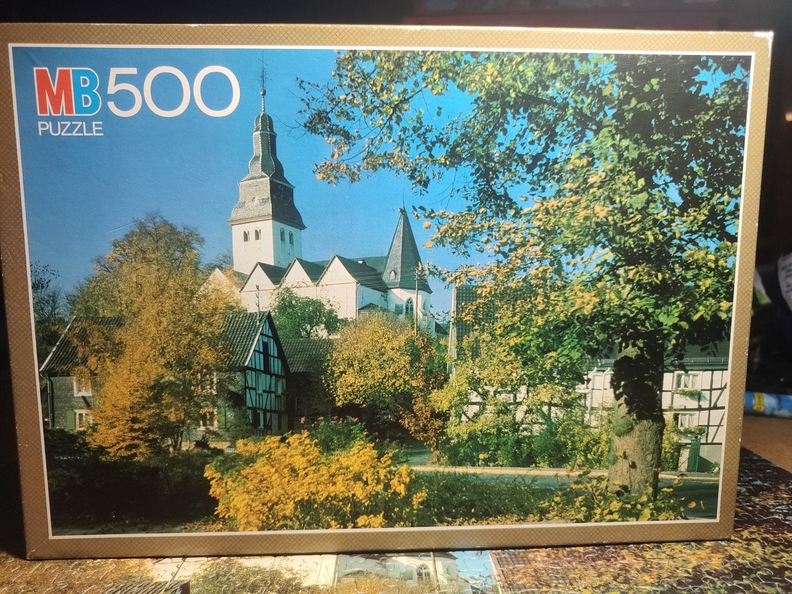 MB puzzel 500 stukjes uit 1985, Ophalen of Verzenden, 500 t/m 1500 stukjes, Zo goed als nieuw, Legpuzzel