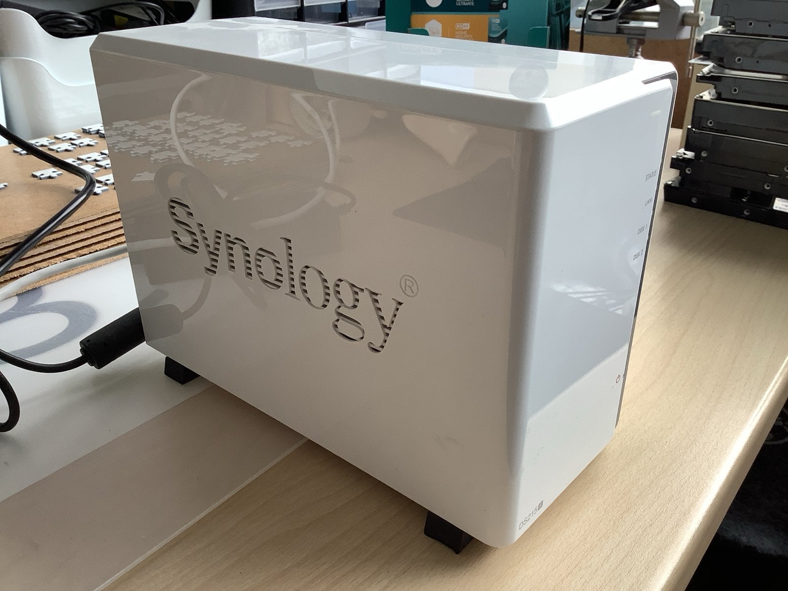 Synology DS215j NAS met 2x 2TB Seagate IronWolf schijven, Ophalen of Verzenden, Gebruikt