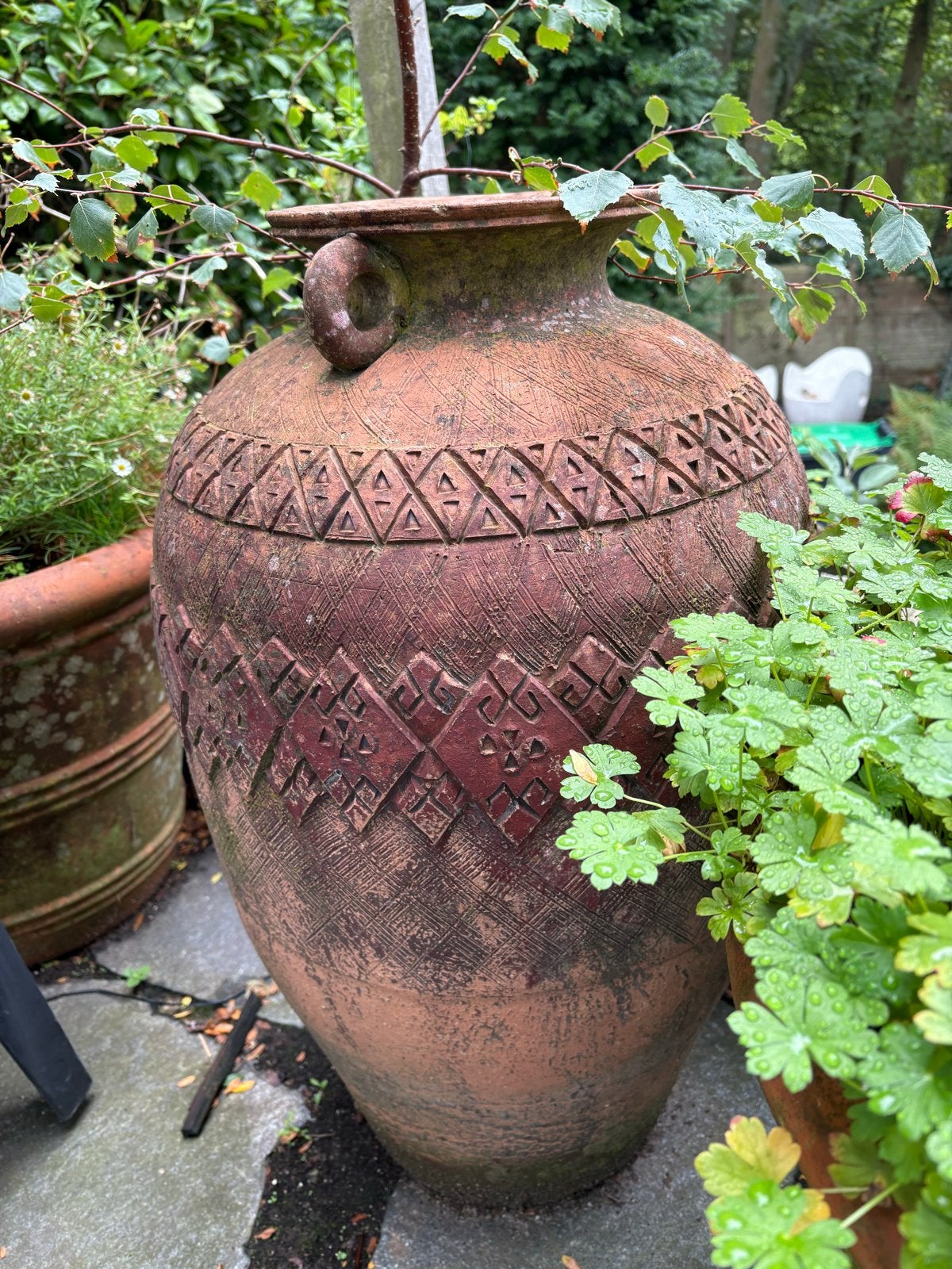 Grote terracotta pot met decoratief patroon Griekse amphora, Ophalen, Gebruikt