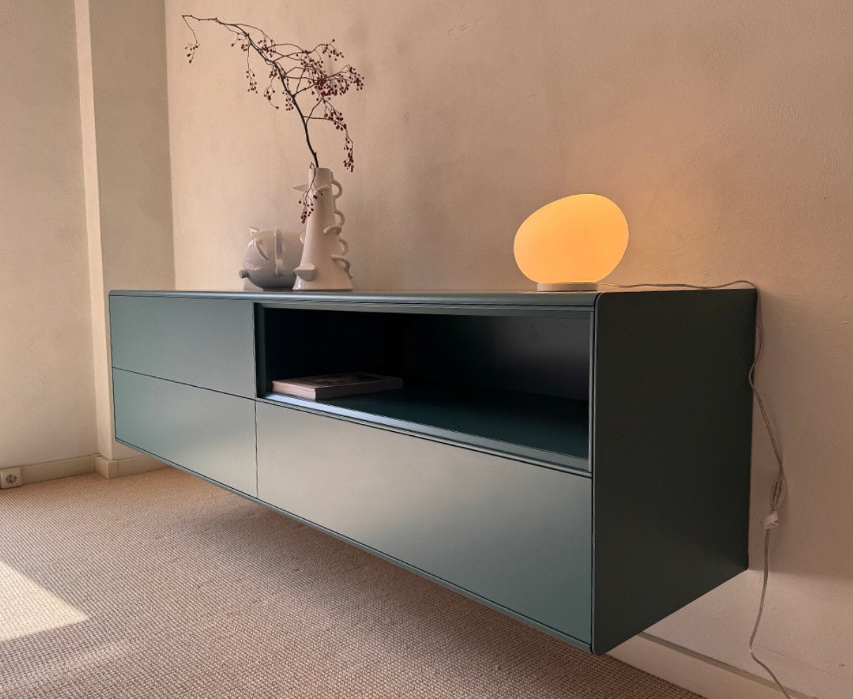 Sideboard topkwaliteit, staand of hangend mogelijk, Huis en Inrichting, Kasten | Dressoirs, Overige materialen, 150 tot 200 cm