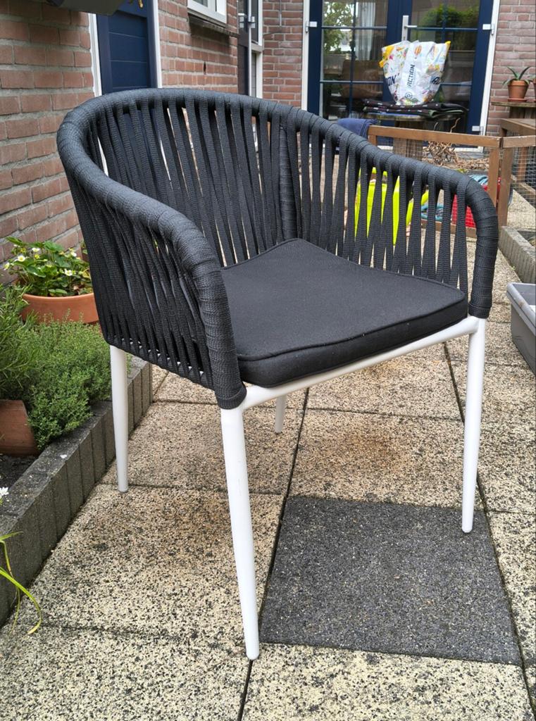 4 tuinstoelen, Ophalen, Zo goed als nieuw, Kunststof