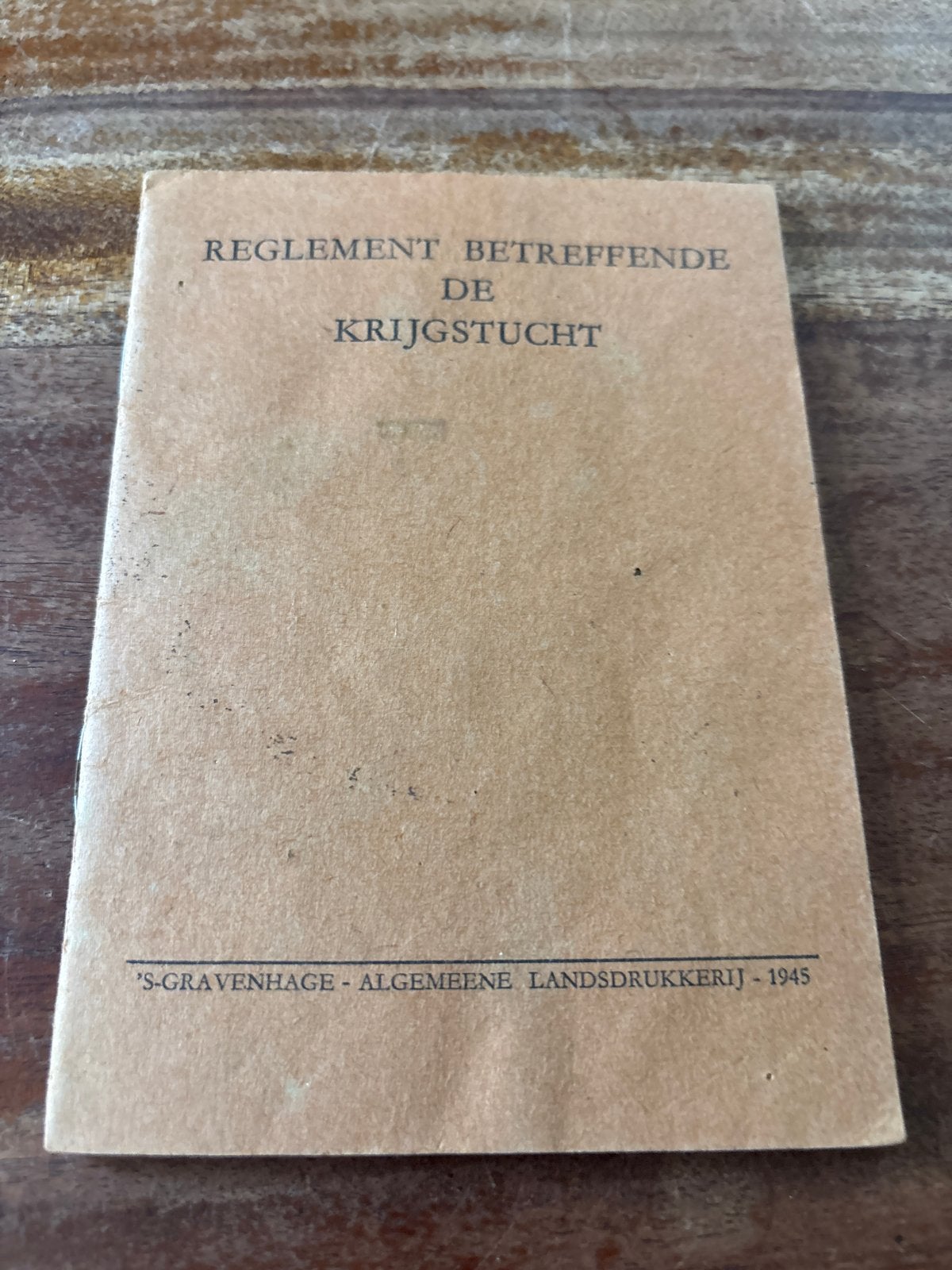 Reglement Betreffende de Krijgstucht - 1945, Ophalen of Verzenden, Tweede Wereldoorlog, Gelezen, Algemeen