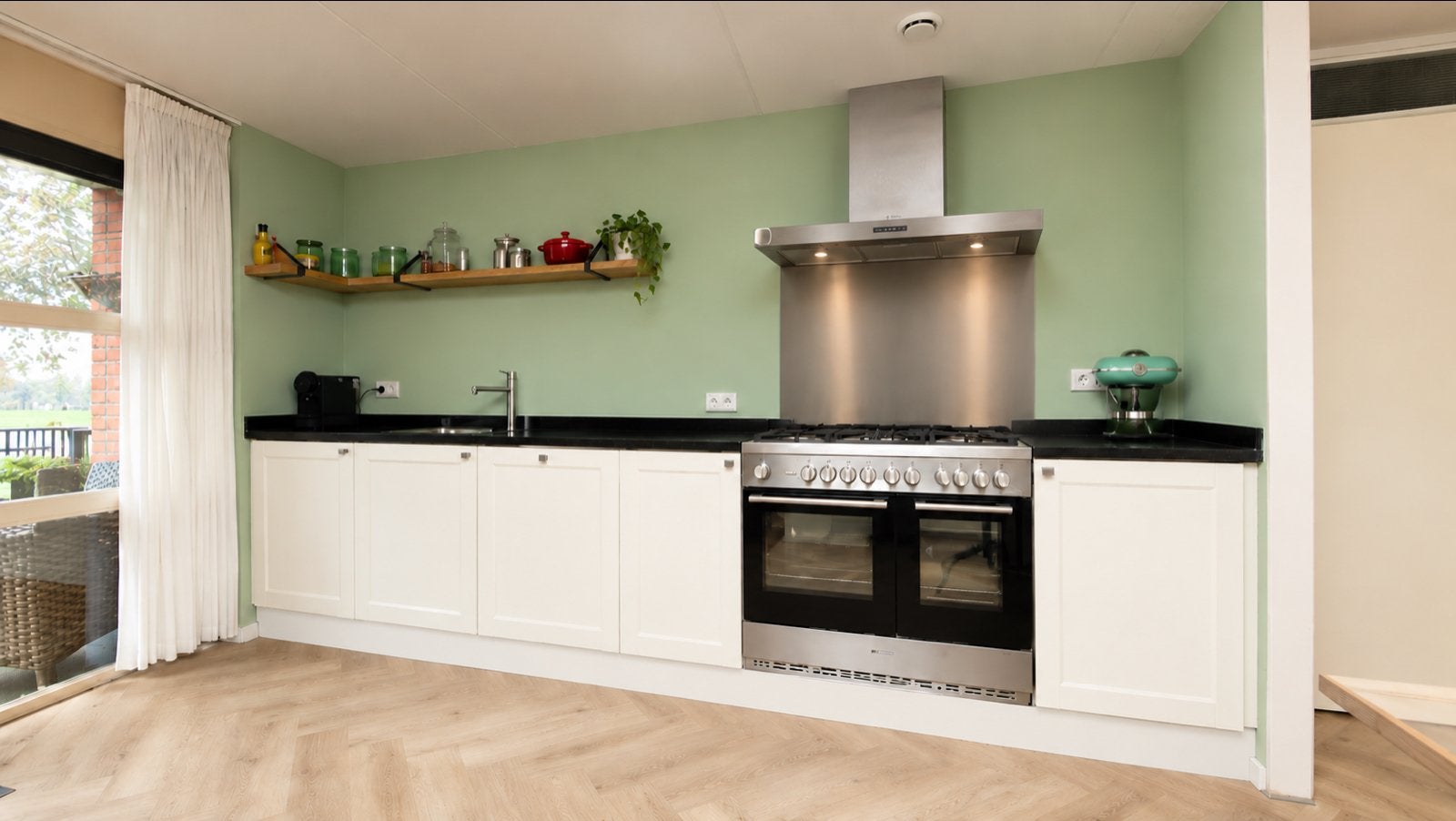 Keuken met 6-pits gasfornuis, dubbele oven en vaatwasser, Ophalen, Gebruikt, Overige materialen, Wit