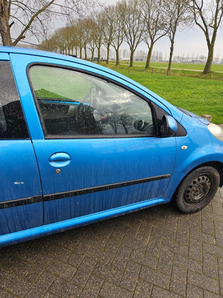 RECHTER VOORDEUR PEUGEOT 107, Auto-onderdelen, Niet ingevuld, Gebruikt, Deur, Niet ingevuld