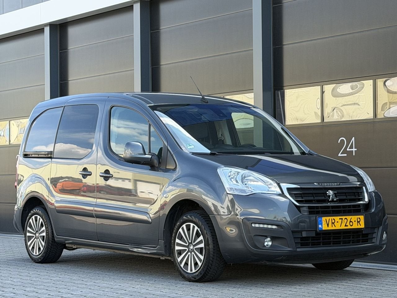 Peugeot Partner 1.6 BlueHDi Navi Clima 3-PERS Euro-6, Automaat, Euro 6, Bedrijf, Diesel