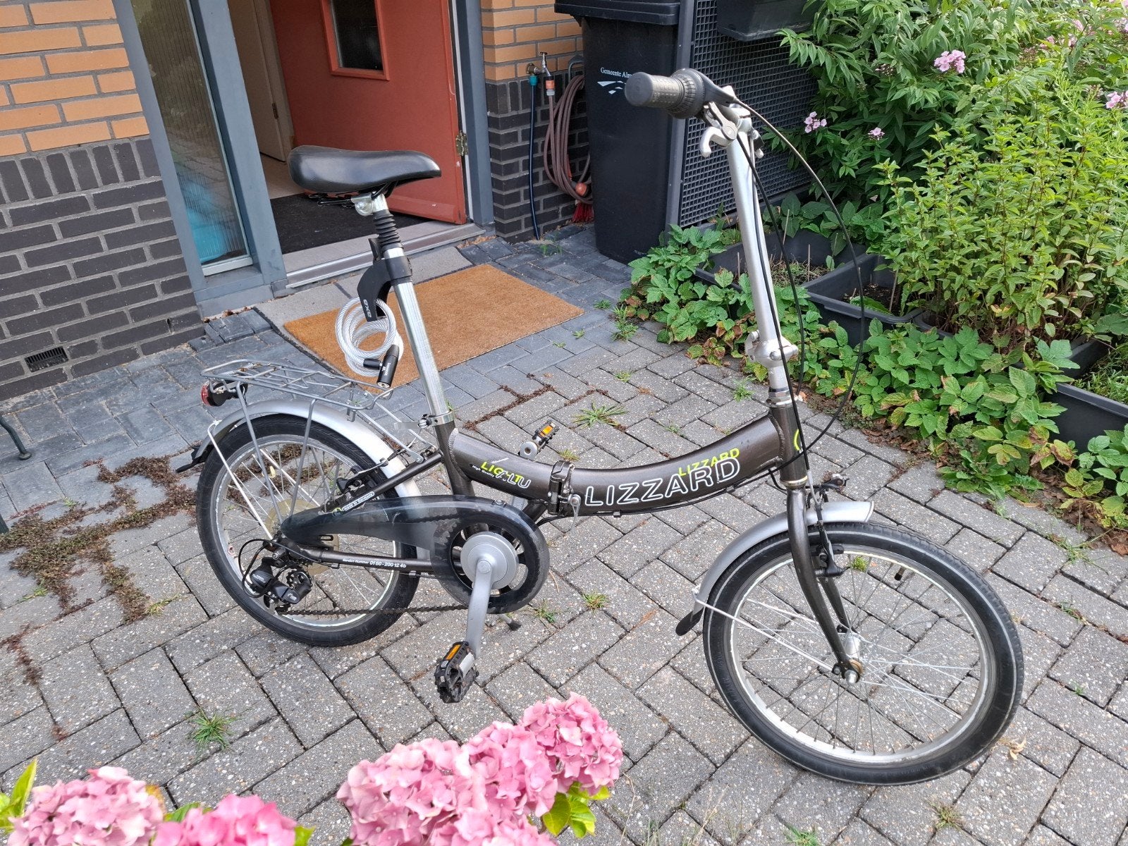 Lizzard vouwfiets met nieuw slot, voorlamp kapot, 20 inch of meer, Gebruikt, Totaal opvouwbaar, Ophalen