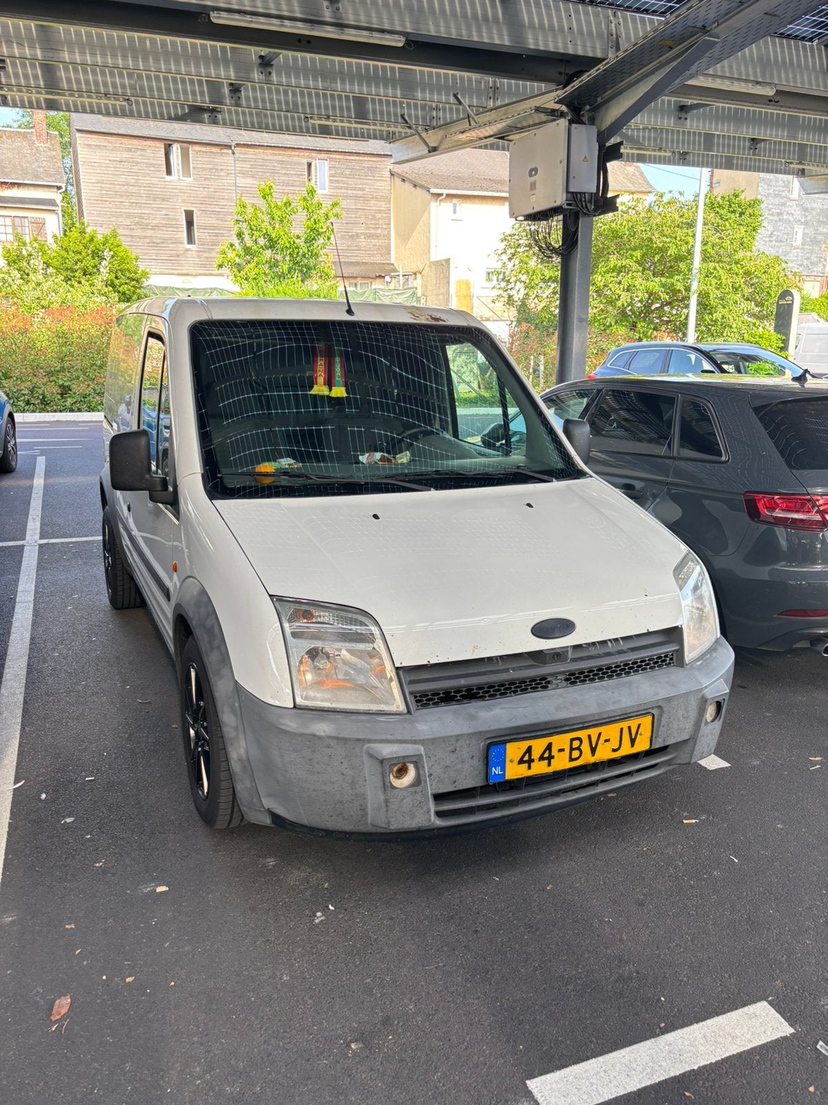 Ford Transit Connect 1.8 TD 2005, Voorwielaandrijving, 707 kg, Stof, Zwart