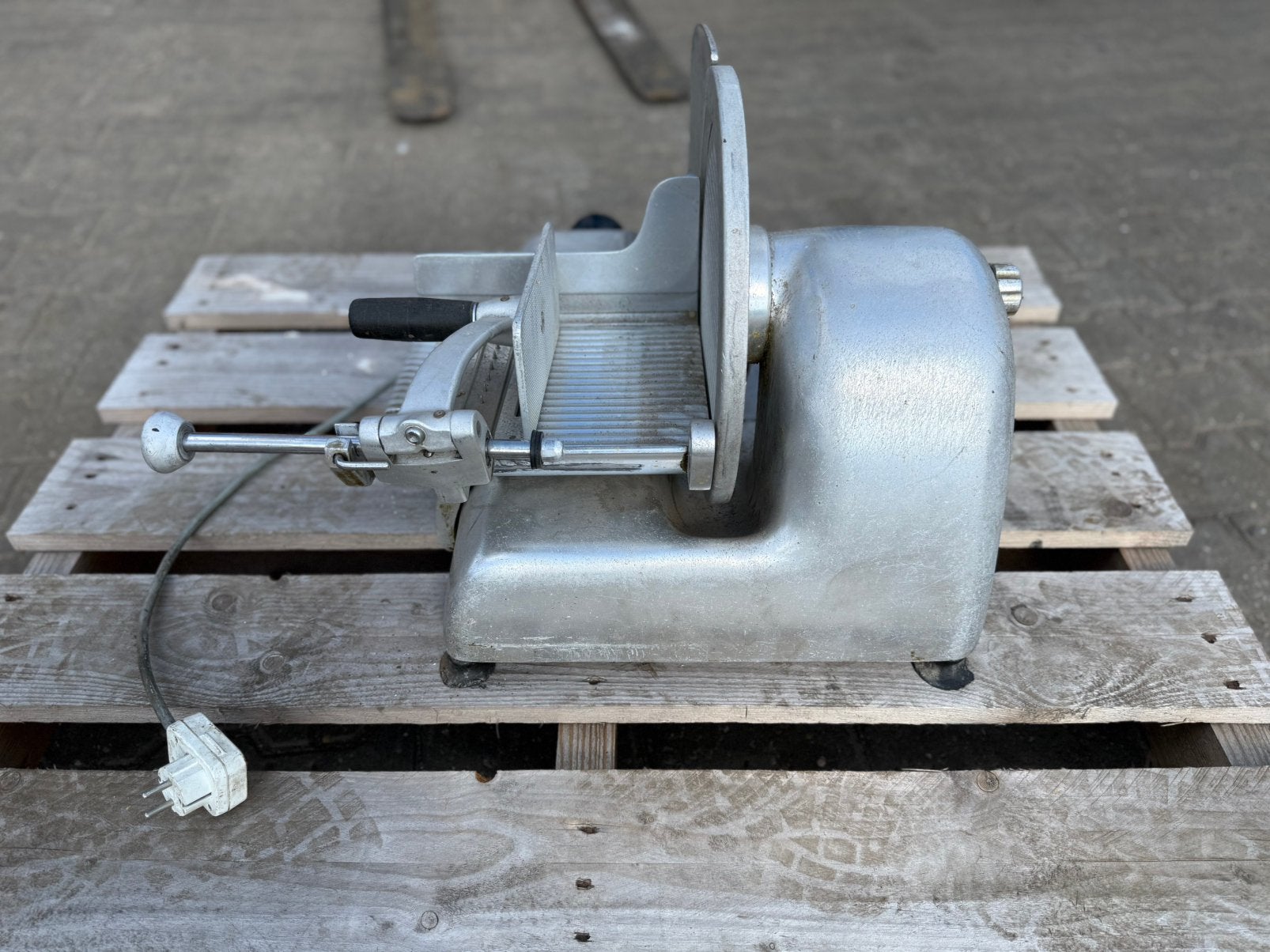 Tweedehands vleessnijmachine, Ophalen, Gebruikt