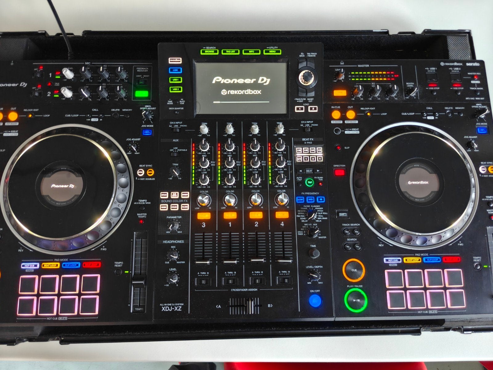 Pioneer XDJ-XZ + ODYUSA Flightcase + Stofkap