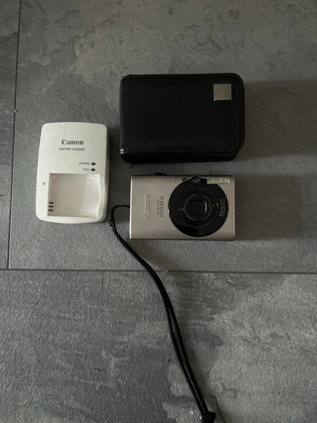 Canon Digital IXUS 85 IS Compact Camera met Oplader, Audio, Tv en Foto, Fotocamera's Digitaal, Gebruikt, Canon, Compact, Ophalen of Verzenden