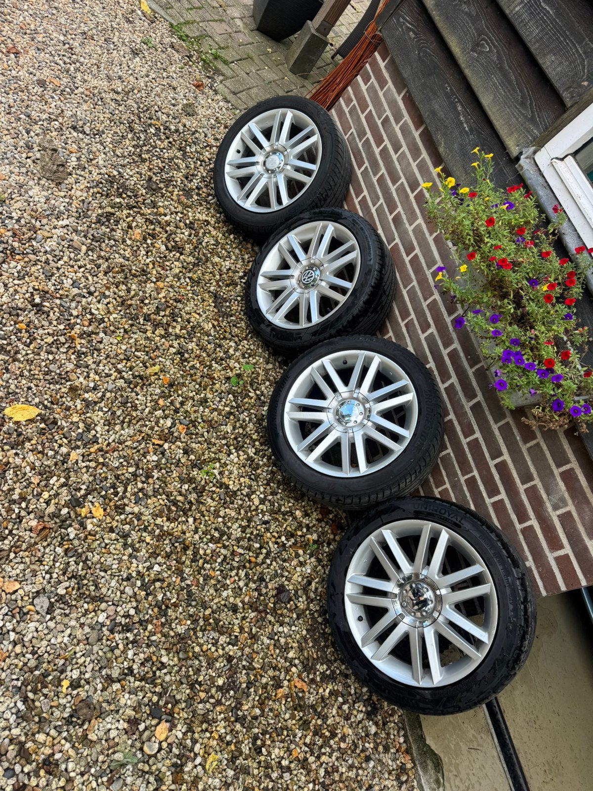 Audi S8 velgen met banden 5x100/5x112, Gebruikt, Banden en Velgen, 17 inch, Ophalen of Verzenden