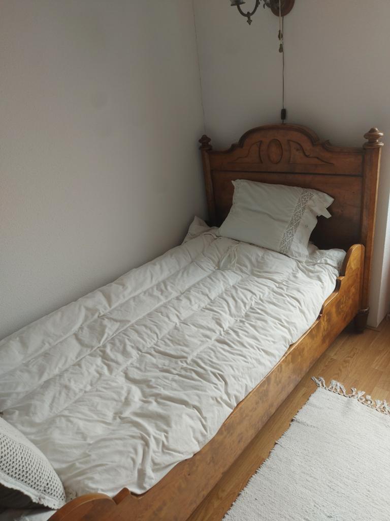 Compleet antiek bed, Huis en Inrichting, Ophalen, Gebruikt, Eenpersoons