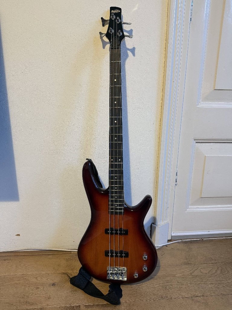 Basgitaar - Bass Guitar - Ibanez Sound Gear Gio, Ophalen, Zo goed als nieuw, Elektrisch