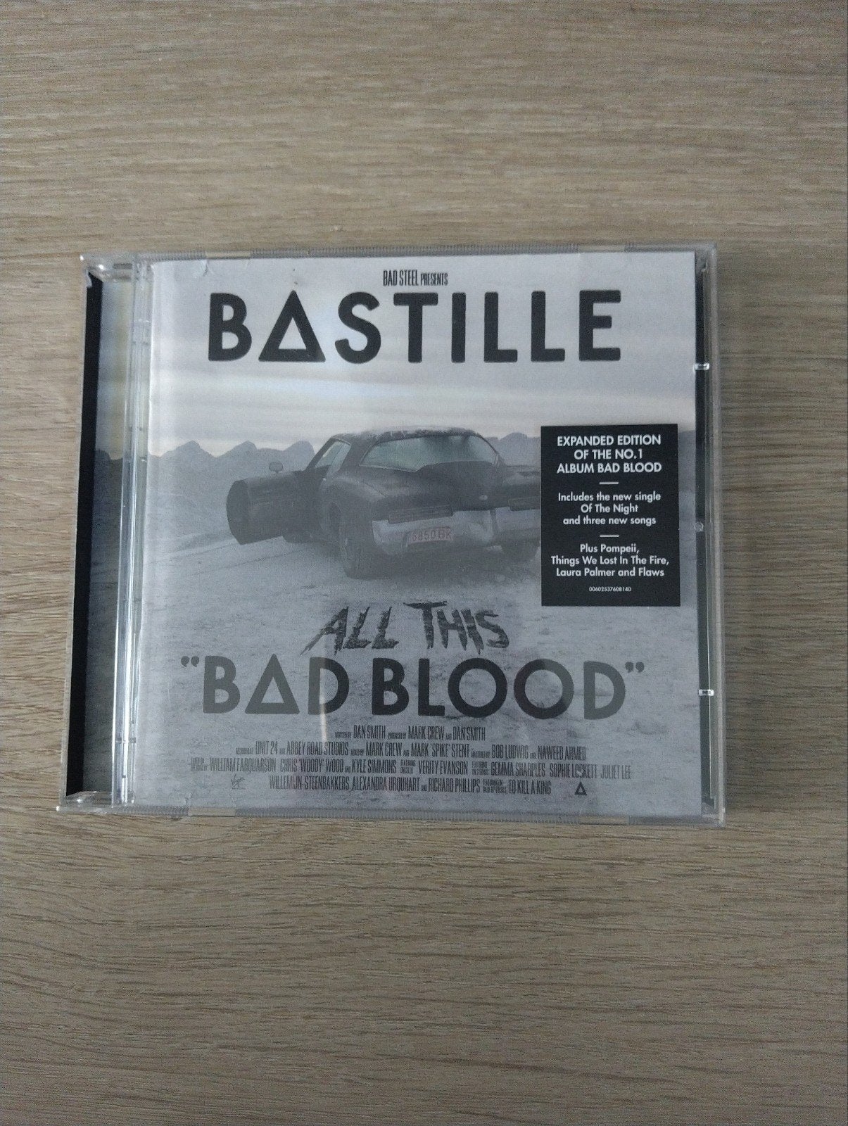 Bastille - All This Bad Blood (Expanded Edition) CD, Pop, Ophalen of Verzenden, Zo goed als nieuw, Met bonustracks