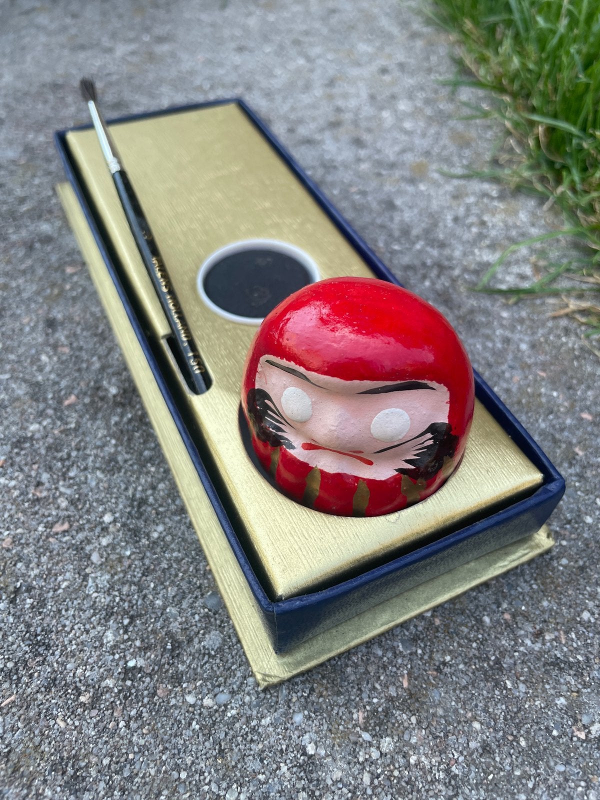 Daruma Pop Geluksbrenger met Kwastje - Nieuw in Doos, Ophalen, Nieuw