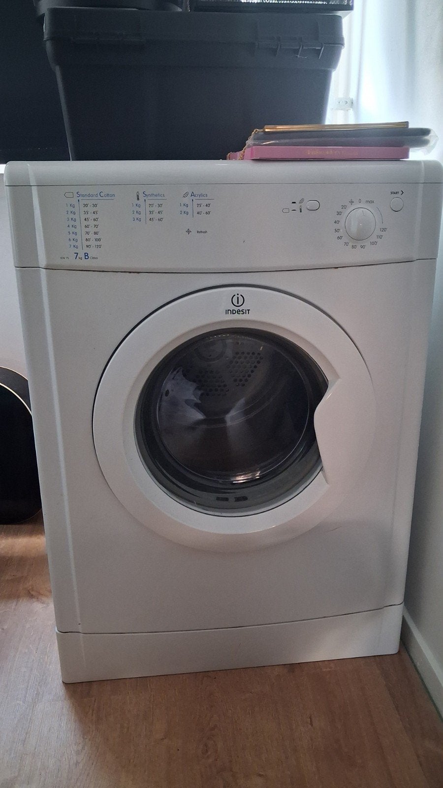 Indesit IDV 75 wasdroger – 7 kg – nieuwe afvoerslang, Witgoed en Apparatuur, Gebruikt, Ophalen of Verzenden, 85 tot 90 cm, 1200 tot 1600 toeren
