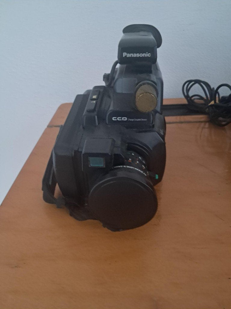 Panasonic VHS-C Movie Camera MC6 - Vintage Camcorder, Ophalen, Gebruikt, Panasonic, 20x of meer