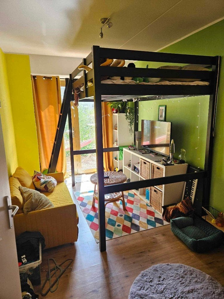 Kids Loft Bed from a famous Swedish brand for SALE!, Huis en Inrichting, Slaapkamer | Slaapbanken, Ophalen, Gebruikt, Zwart, Tweepersoons
