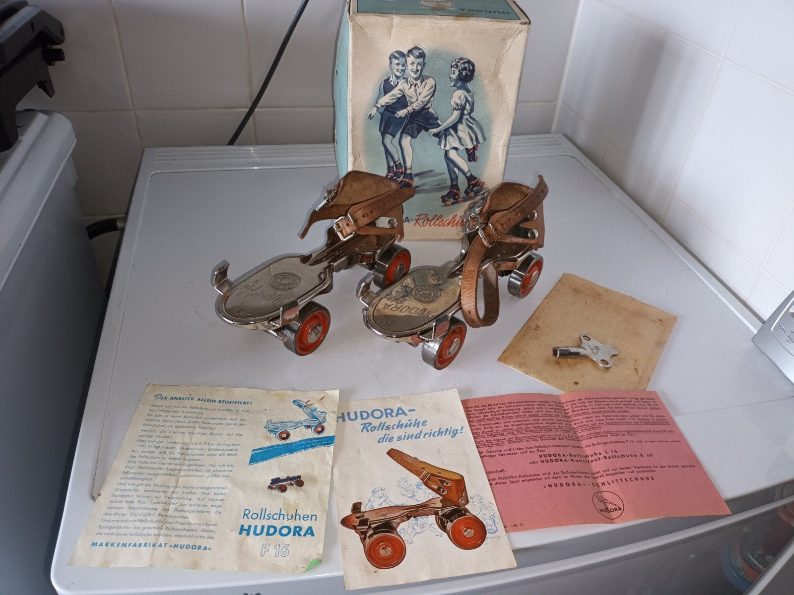 Hudora rolschaatsen. 1940-50. Germany., Antiek en Kunst, Ophalen of Verzenden