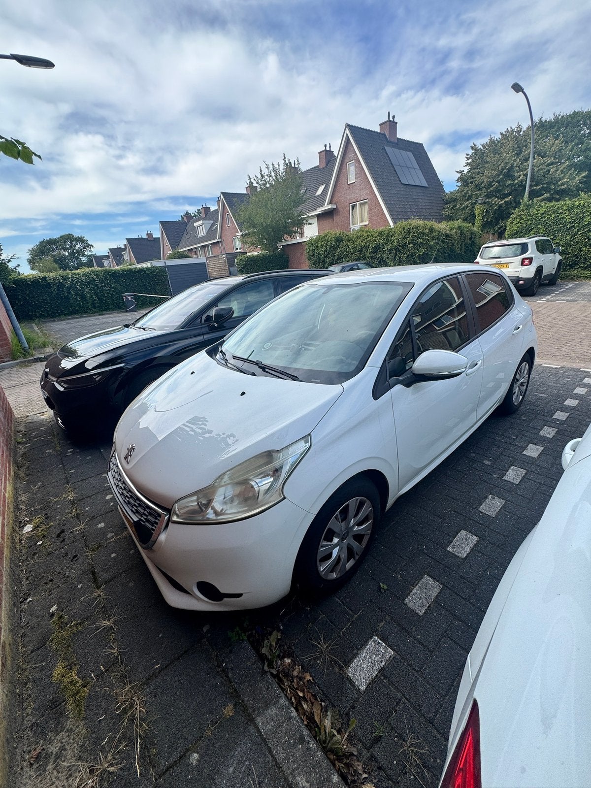 Peugeot 208 1.0 VTI 50KW/68PK 5-D 2013 Wit, Voorwielaandrijving, 450 kg, 31 €/maand, Particulier