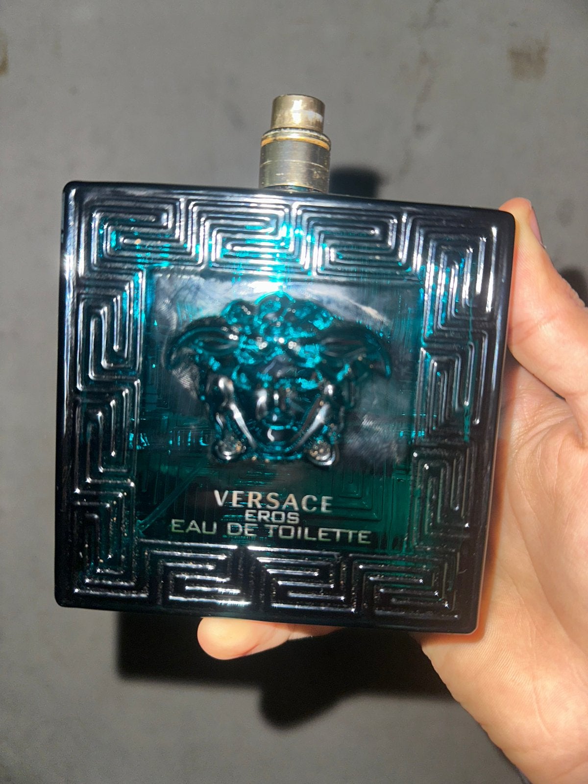 orginele Versace parfum flas is half vol, Ophalen of Verzenden, Zo goed als nieuw
