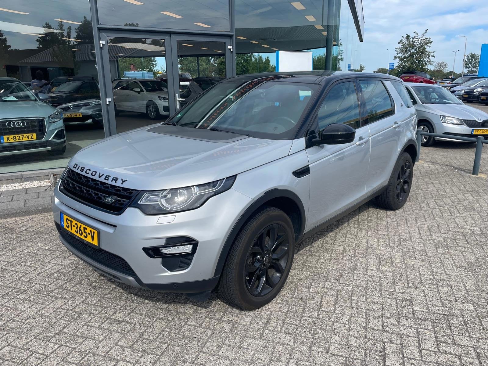 Land Rover Discovery Sport 2.0 TD4 Urban Series SE Dynamic, Auto's, Automaat, Dealer onderhouden, Gebruikt, 4 cilinders