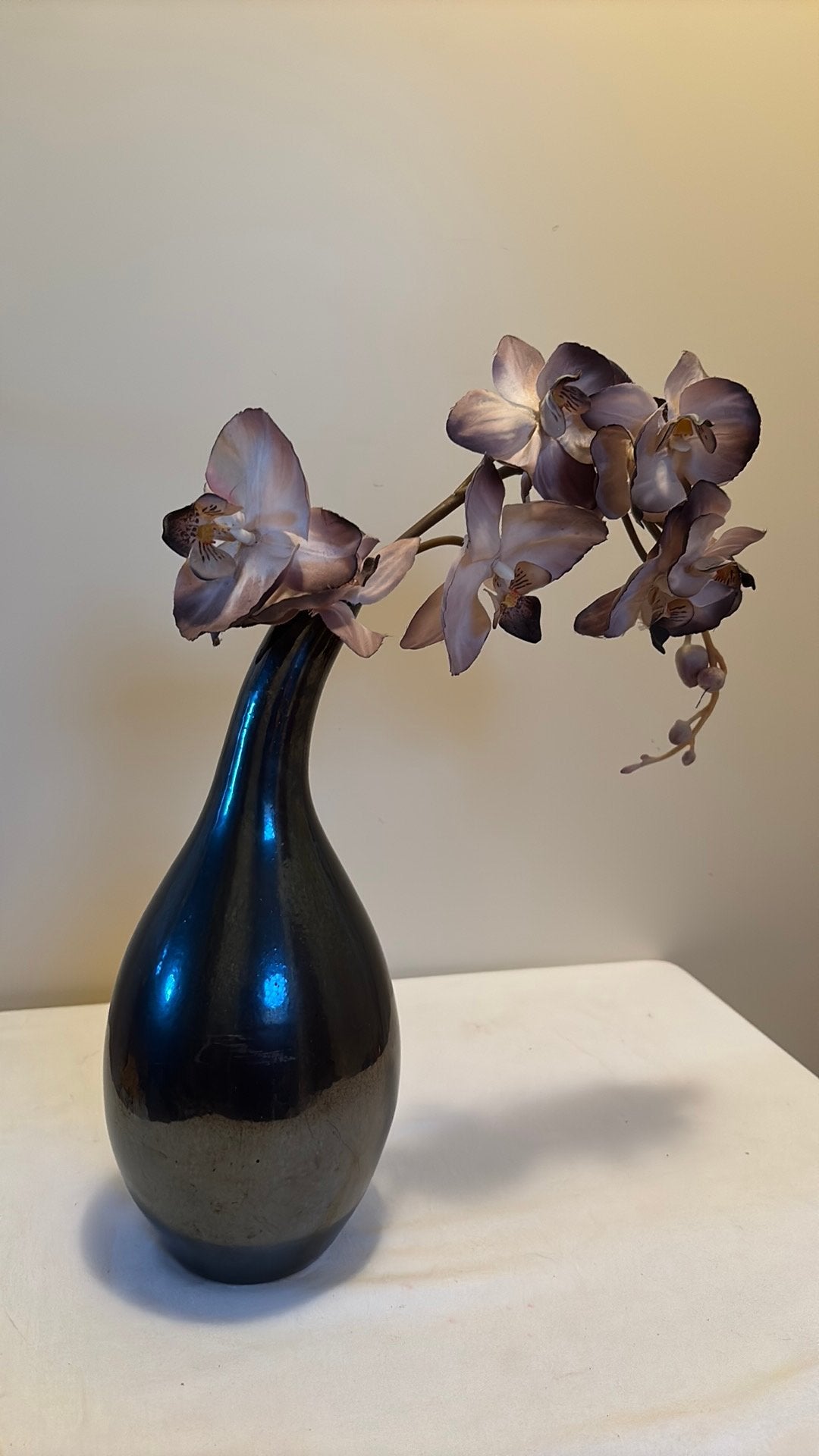 Vaas 32 cm met orchidee, Ophalen of Verzenden, Zo goed als nieuw