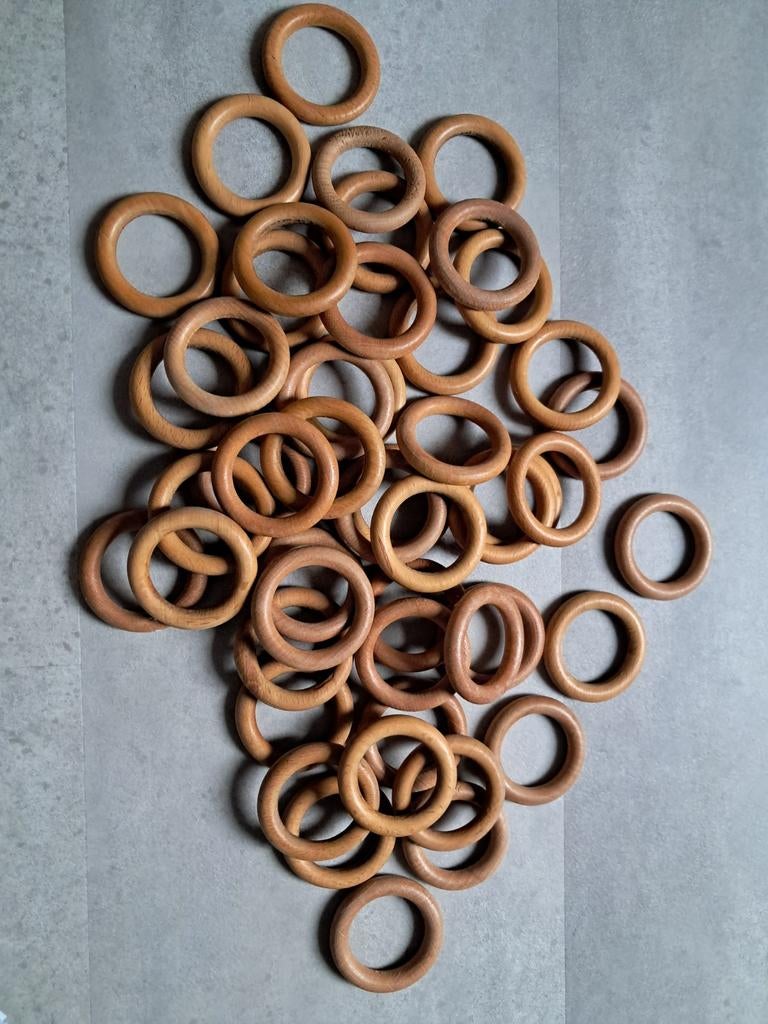 48 Houten Gordijnringen - 5,5cm buiten, 3,5cm binnen, Huis en Inrichting, Stoffering | Gordijnen en Lamellen, Ophalen of Verzenden