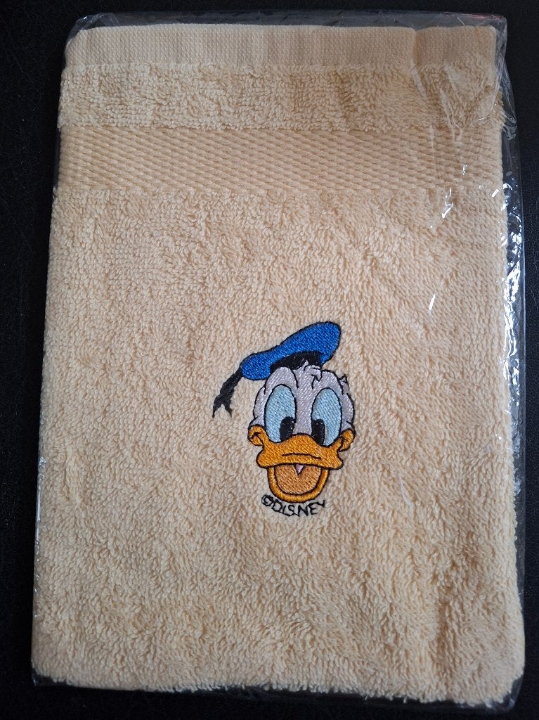 Donald Duck washandje. nieuw in verpakking., Ophalen of Verzenden, Donald Duck, Nieuw, Kleding of Textiel