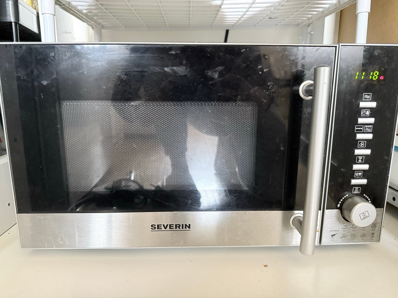Severin magnetors., Witgoed en Apparatuur, Magnetrons, Ophalen of Verzenden, Draaiplateau, Magnetron, Zo goed als nieuw