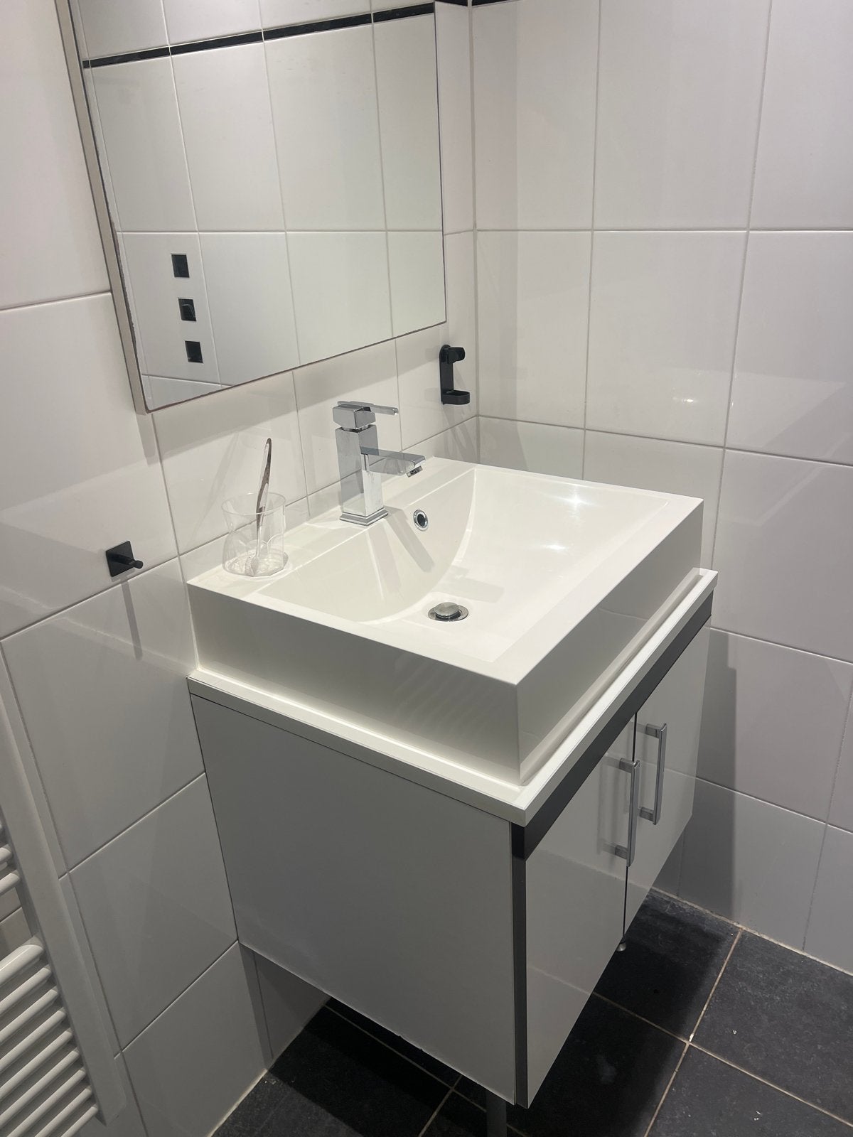 Wastafelmeubel met spiegel en kraan, Ophalen, Gebruikt, 50 tot 100 cm, Minder dan 100 cm