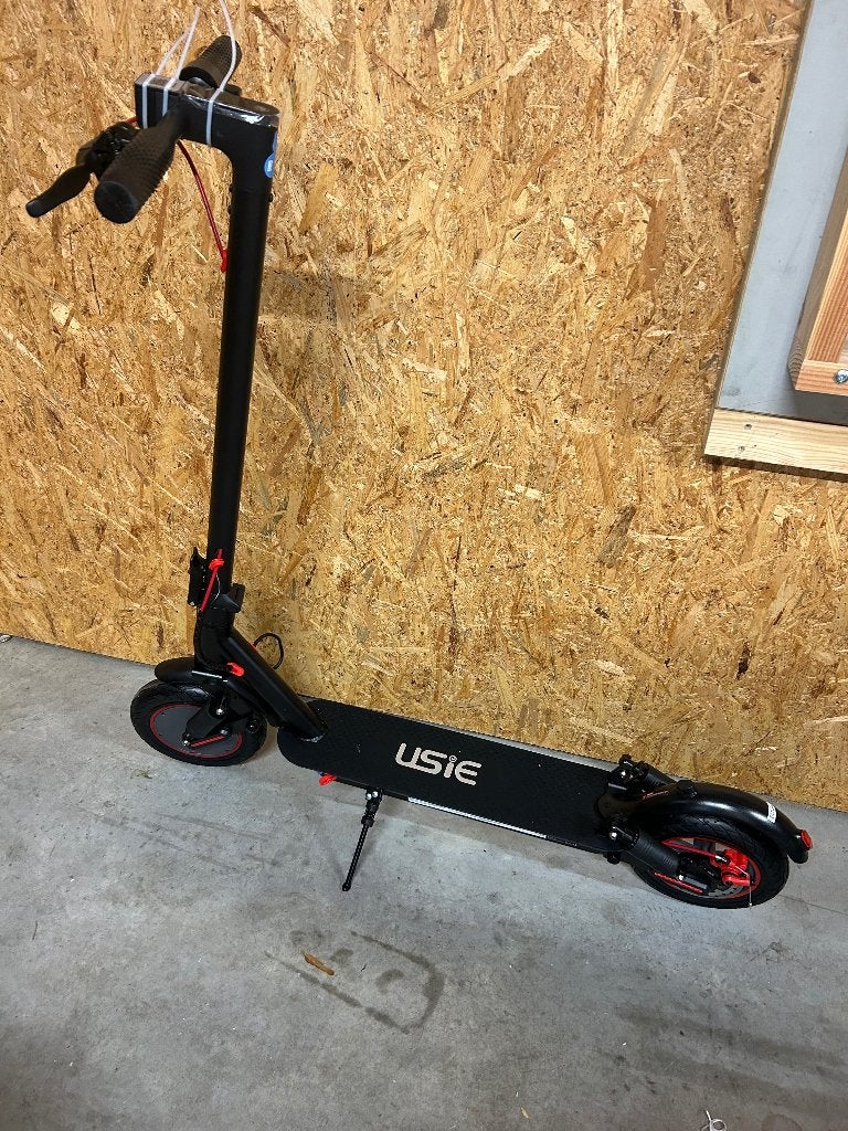 Nieuwe elektrische step sterk model dubbele schokdempers, Fietsen en Brommers, Steps, Nieuw, Elektrische step (E-scooter), Ophalen of Verzenden
