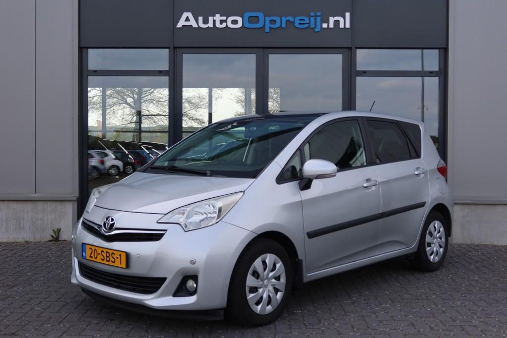 Toyota VERSO-S 1.3 VVT-i Aspiration AUTOMAAT Clima, Cruise,c, Auto's, Euro 5, Gebruikt, 4 cilinders, Bedrijf