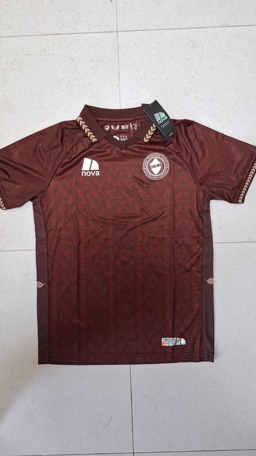 Nova CD Trofense voetbalshirt maat M, Maat 48/50 (M), Nieuw, Ophalen of Verzenden, Voetbal