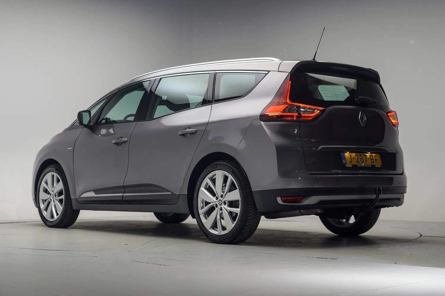 Renault Grand Scénic 1.3 TCe Limited 7 pers. [ Navi Trekhaa, Auto's, 4 cilinders, 7 stoelen, Origineel Nederlands, Bedrijf