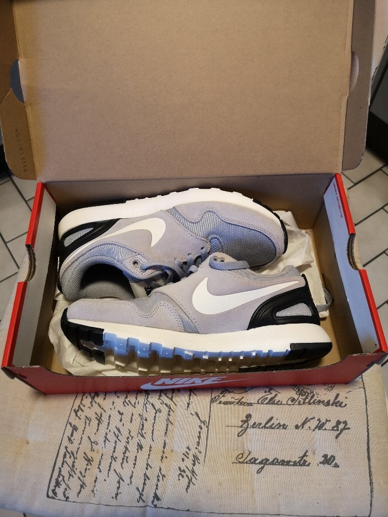 Nieuwe Nike air vibenna, Nieuw, Ophalen of Verzenden, Hardlopen, Hardloopschoenen