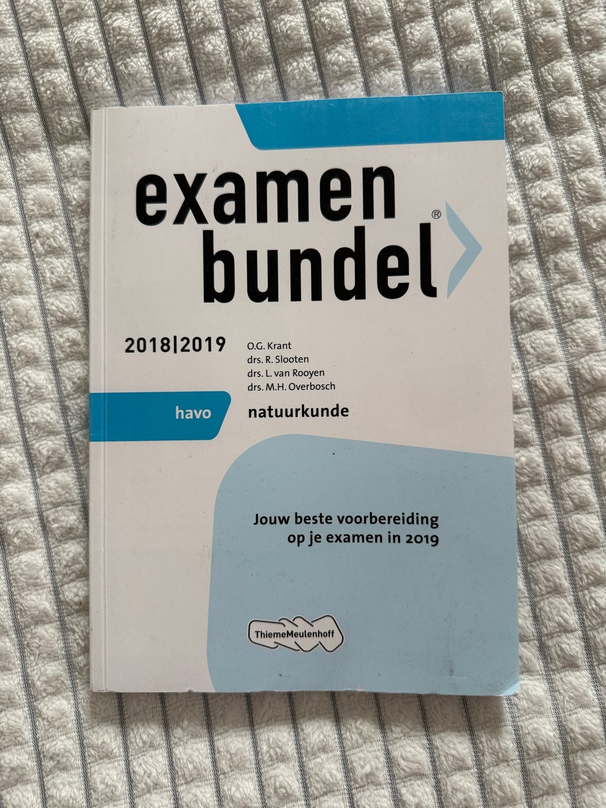 Examenbundel havo natuurkunde 2018/2019, Boeken, Ophalen of Verzenden, Gelezen, HAVO, Natuurkunde