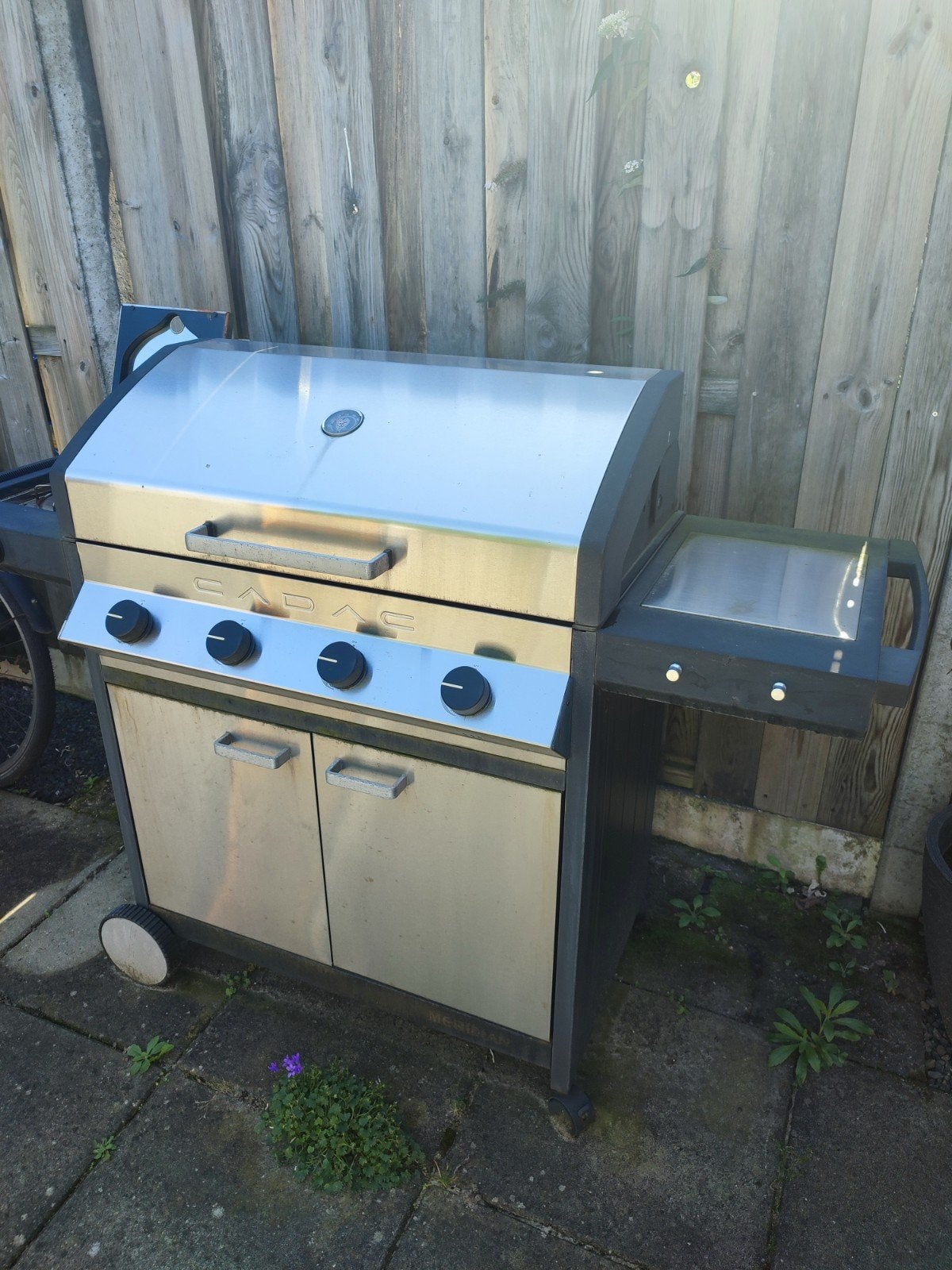 Cadac gasbarbecue met 4 branders en zijbrander, Ophalen, Gebruikt, Cadac
