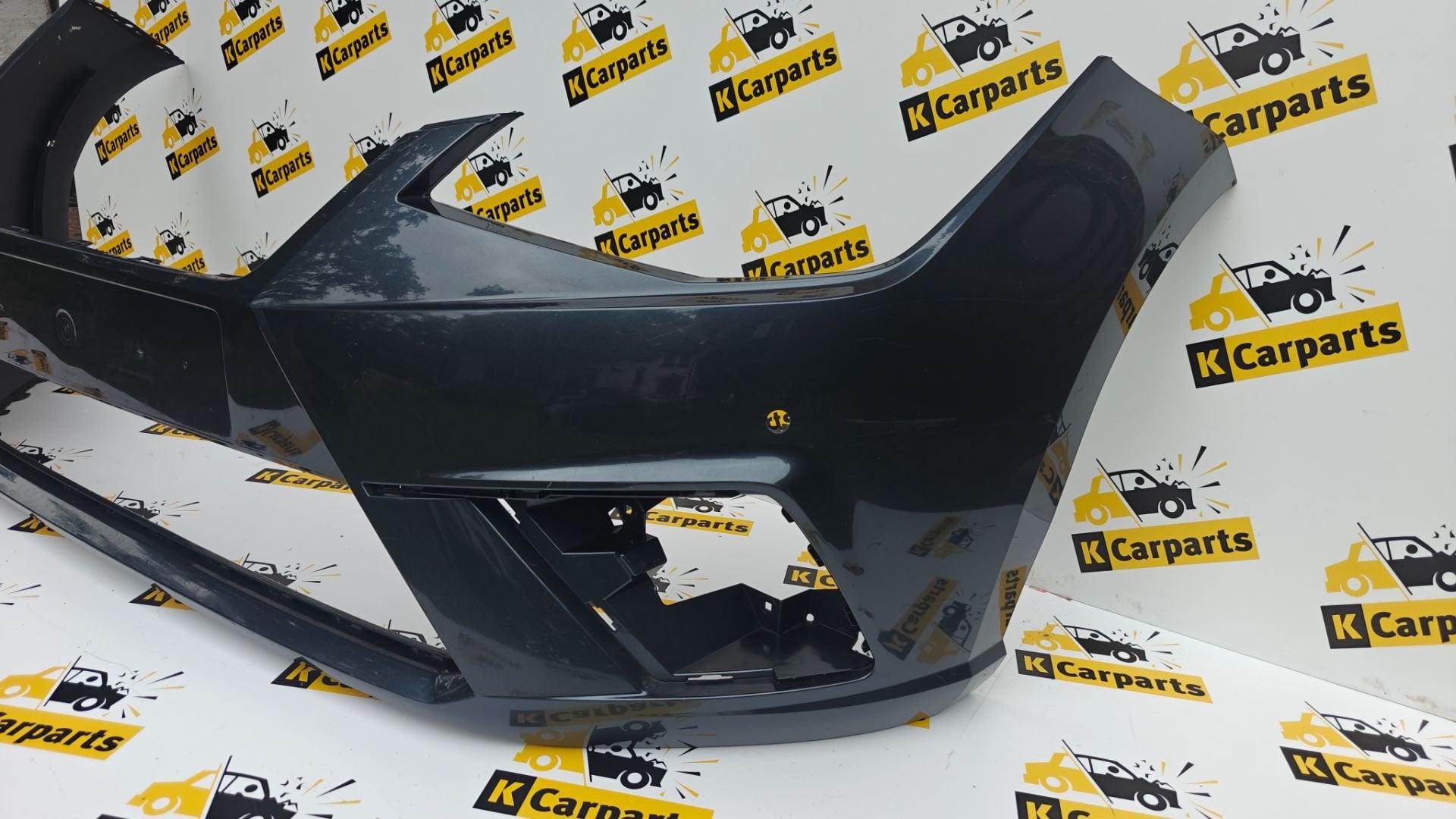 Voorbumper seat ibiza 5 V 6F Origineel bumper 6F0807221D, Auto-onderdelen, Gebruikt, Voor, Autovia A-2, Km 585 585
08760  Martorell, ES