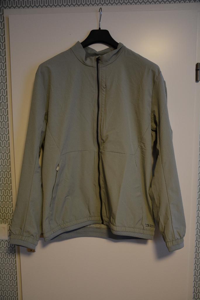 Nieuwe vest KRAKATAU., Ophalen of Verzenden, Nieuw, Overige maten, Beige